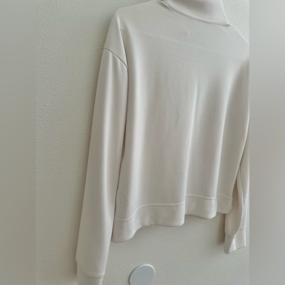 Athleta Seasoft Quarter Zip Pullover in Magnolia White size XS - Picture 8 of 9